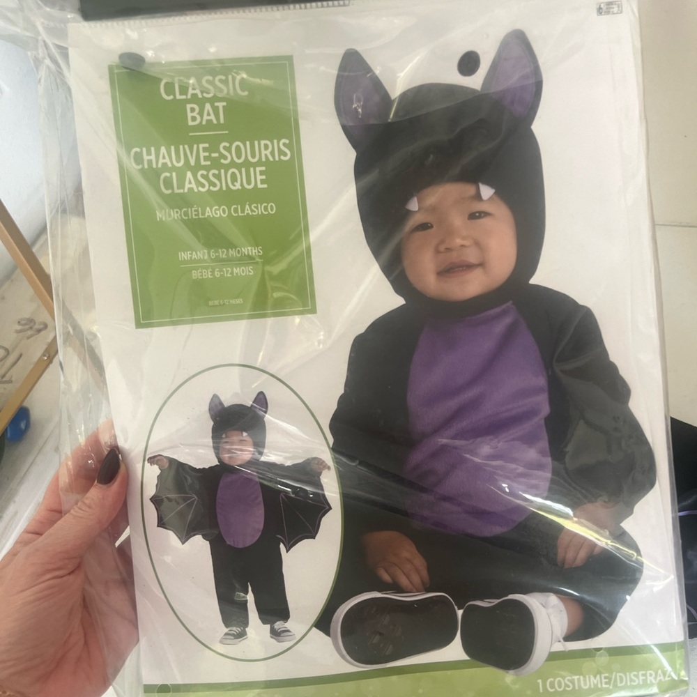 Baby bat costume